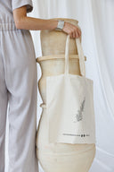 תיק בד ממותג