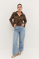 חולצת WOW מנומר