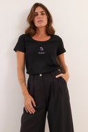 חולצת רקמה שחורה פריחה