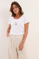 חולצת רקמה לבנה רוזמרין