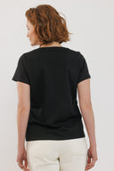 חולצת רקמה שחורה רוזמרין