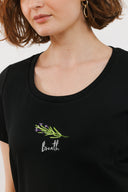 חולצת רקמה שחורה רוזמרין