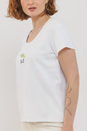 חולצת רקמה לבנה רוזמרין