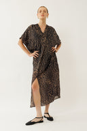 שמלת מטר מקסי מנומר