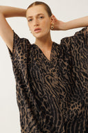 שמלת מטר מקסי מנומר